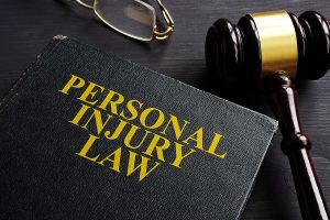 Demanda por daños personales