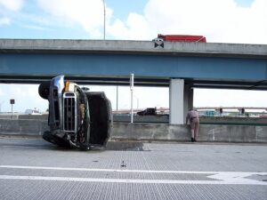 Accidentes por vuelco de un SUV